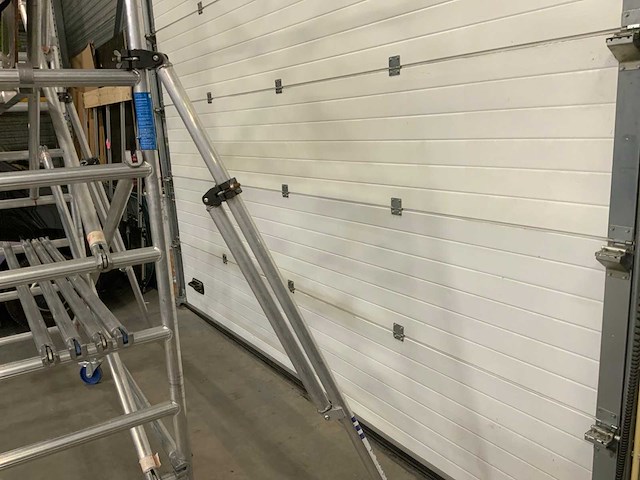 Asc basic line rolsteiger - afbeelding 9 van  10