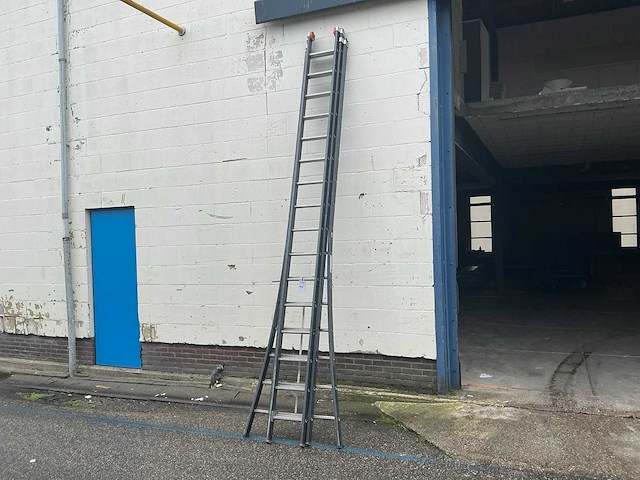 Asc ladder - afbeelding 1 van  4