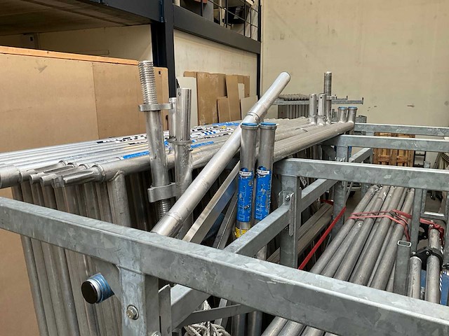 Asc steiger met aanhanger - afbeelding 11 van  12