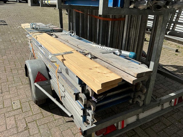 Asc steigeraanhanger met dakrandbeveiliging - afbeelding 4 van  13
