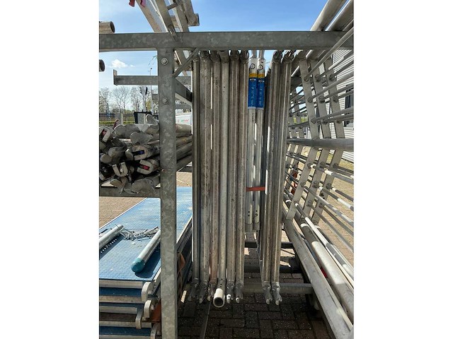 Asc steigeraanhanger met dakrandbeveiliging - afbeelding 12 van  13