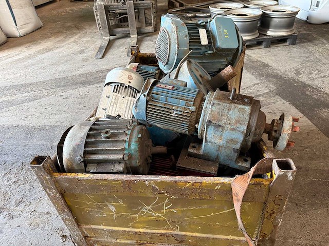 Asea - zware iec elektromotor / aandrijfmotor - afbeelding 12 van  17