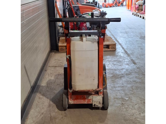 Asfalt-betonzaag 450mm benzine husqvarna, fs400, bouwjaar 2018 - afbeelding 6 van  11