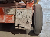 Asfalt-betonzaag 450mm benzine husqvarna, fs400, bouwjaar 2018 - afbeelding 7 van  11
