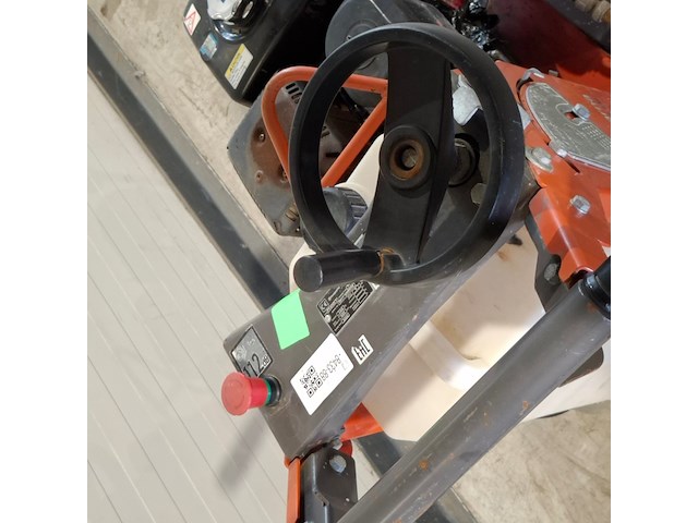 Asfalt-betonzaag 450mm benzine husqvarna, fs400, bouwjaar 2018 - afbeelding 8 van  11
