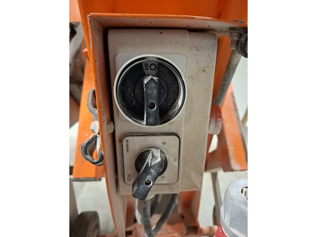 Asfalt-betonzaag 800mm 380v, lissmac, compactcut 400e, 2014 - afbeelding 9 van  14