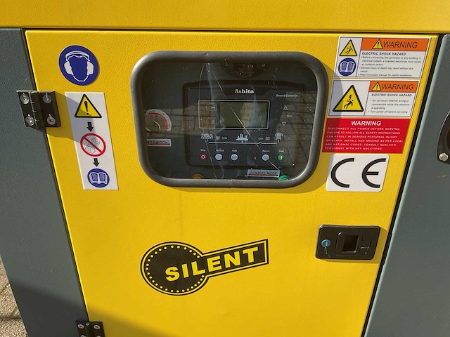 Ashita power ag-3-70e geel stroomgenerator - afbeelding 12 van  21