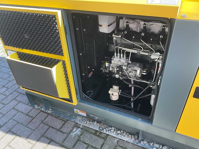 Ashita power ag-3-70e geel stroomgenerator - afbeelding 2 van  21