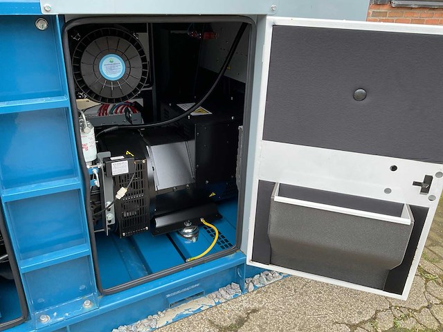 Ashita power ag3-110 stroomgenerator - afbeelding 3 van  3