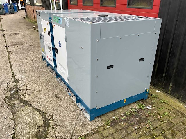 Ashita power ag3-110 stroomgenerator - afbeelding 4 van  9
