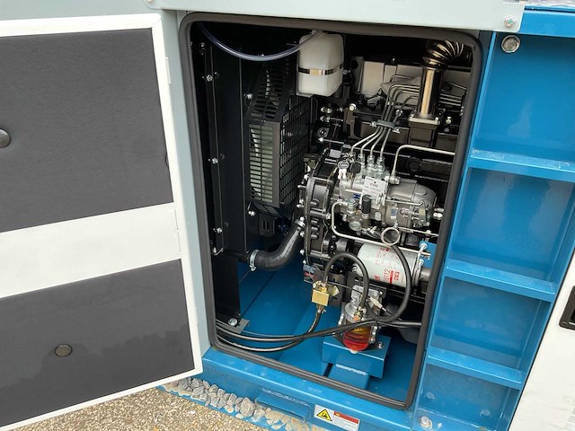 Ashita power ag3-110 stroomgenerator - afbeelding 8 van  9