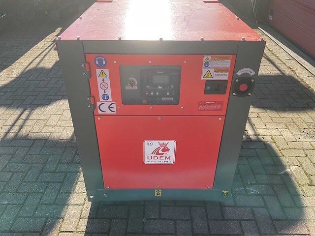 Ashita power ag3-80 rood stroomgenerator - afbeelding 6 van  8