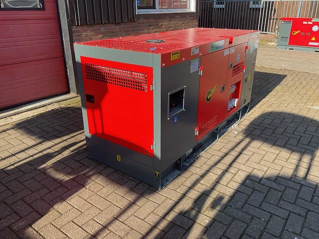 Ashita power ag3-80 rood stroomgenerator - afbeelding 3 van  13
