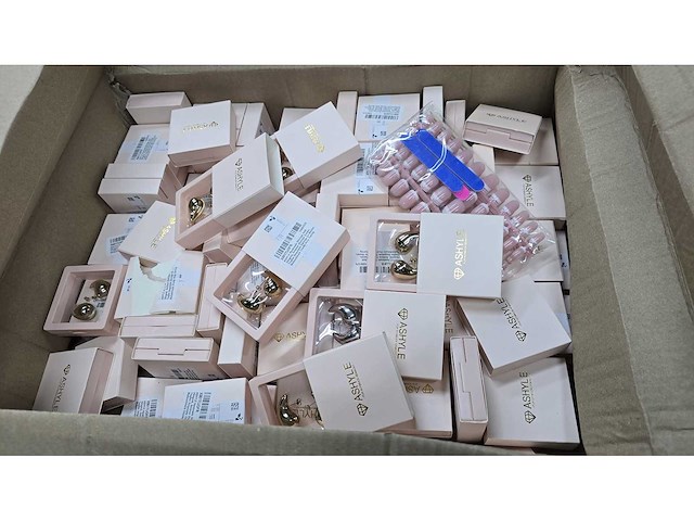 Ashyle - partij oorbellen - afbeelding 1 van  4