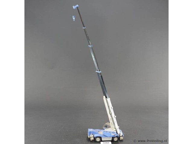 Asia models komatsu wing 250 ruwterrein-kraan - afbeelding 4 van  7