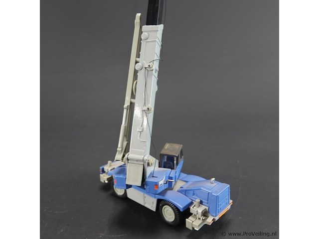 Asia models komatsu wing 250 ruwterrein-kraan - afbeelding 7 van  7