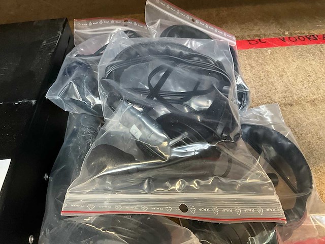 Asl bs 15 beltpack en 5 headsets (4x) - afbeelding 4 van  4