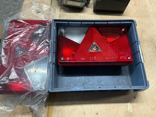 Aspöck aanhangwagen achterlicht set - afbeelding 1 van  4