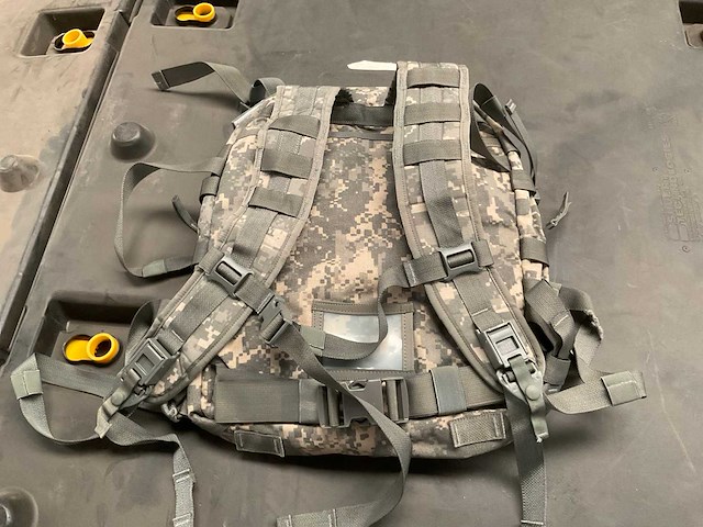 Assault pack ucp (66x) - afbeelding 2 van  4