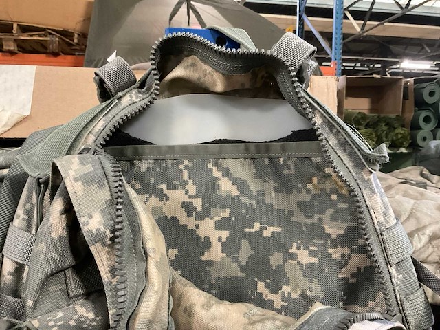 Assault pack - afbeelding 1 van  3