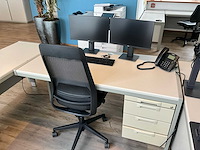 Assmann hoek bureau (3x) - afbeelding 1 van  7