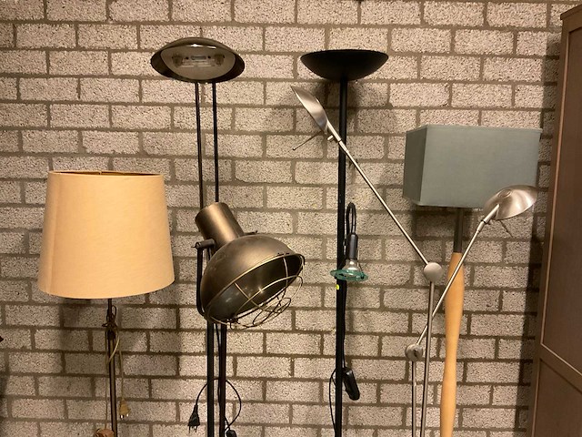 Assorti vloerlampen - afbeelding 1 van  7
