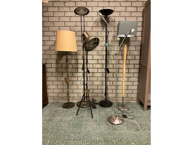 Assorti vloerlampen - afbeelding 3 van  7