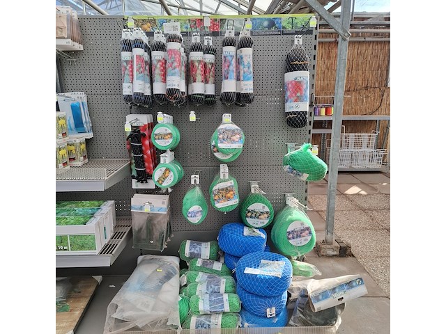 Assortiment afdeknetten o.a. nature - afbeelding 1 van  16