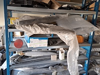 Assortiment auto onderdelen en toebehoren - afbeelding 4 van  31