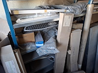 Assortiment auto onderdelen en toebehoren - afbeelding 18 van  31