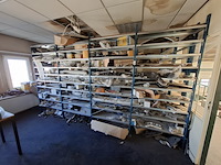 Assortiment auto onderdelen en toebehoren - afbeelding 12 van  31