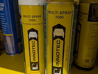 Assortiment auto vloeistoffen en reinigingsmiddelen - afbeelding 9 van  31