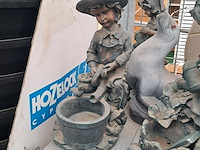 Assortiment beelden en waterornamenten o.a. ubbink - afbeelding 6 van  44