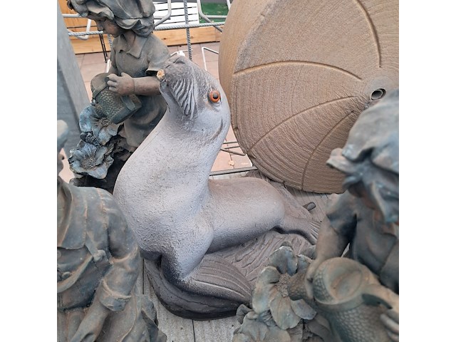 Assortiment beelden en waterornamenten o.a. ubbink - afbeelding 32 van  44