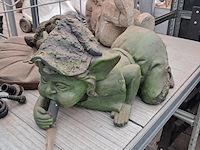 Assortiment beelden en waterornamenten o.a. ubbink - afbeelding 42 van  44