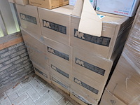 Assortiment beschermende uitrusting, active gear, active gear, m safe, anne o'leary - afbeelding 8 van  19