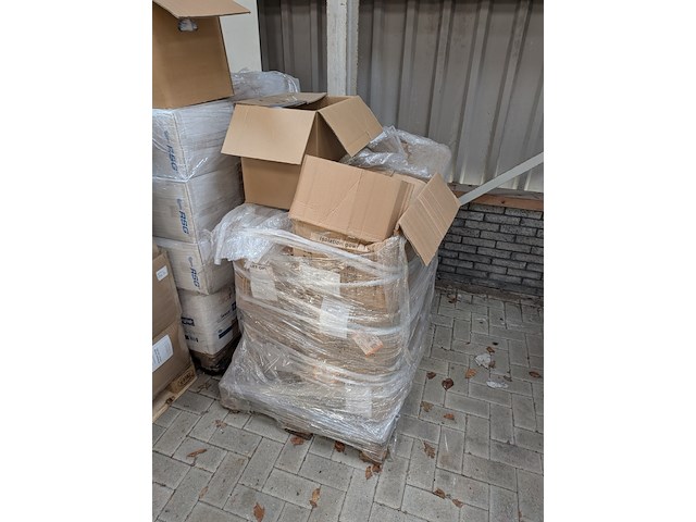 Assortiment beschermende uitrusting o.a. active gear, bouwjaar 2019 - afbeelding 6 van  18