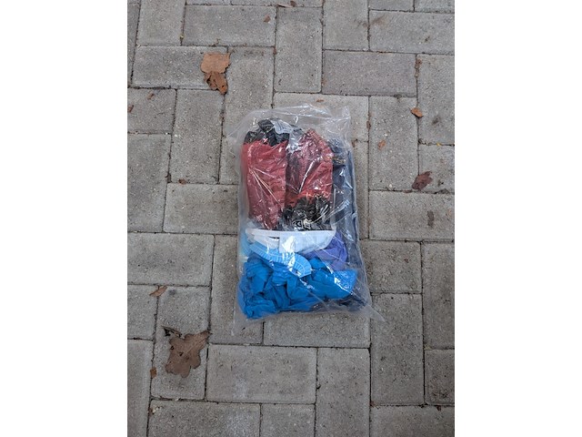 Assortiment beschermende uitrusting o.a. active gear, bouwjaar 2019 - afbeelding 9 van  18