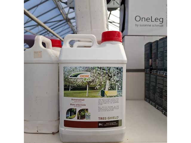 Assortiment bestrijdingsmiddelen o.a. dcm, pokon - afbeelding 15 van  19