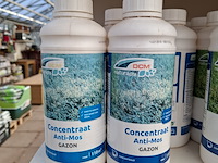 Assortiment bestrijdingsmiddelen o.a. dcm, pokon - afbeelding 18 van  19