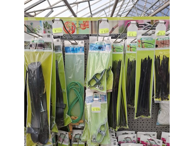 Assortiment bevestigingsmateriaal o.a. nature - afbeelding 17 van  23