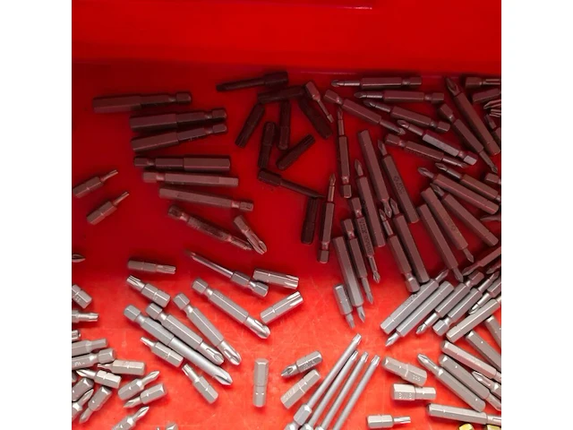 Assortiment bitjes en bithouders - afbeelding 5 van  7