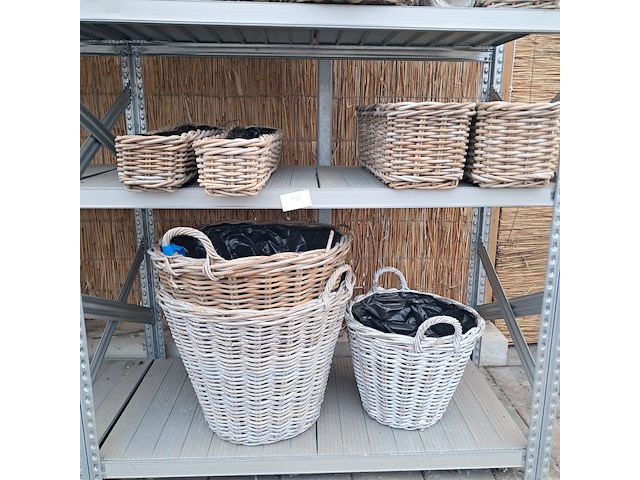 Assortiment bloemmanden - afbeelding 6 van  12