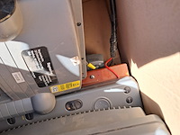 Assortiment boot navigatie benodigdheden en onderdelen o.a. raytheon, autohelm, garmin - afbeelding 8 van  26
