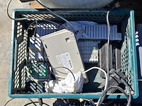 Assortiment boot navigatie en communicatie benodigdheden en onderdelen o.a. raymarine, raytheon - afbeelding 3 van  25