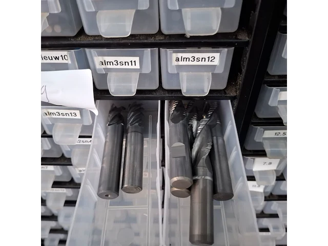 Assortiment boren en frezen - afbeelding 2 van  79
