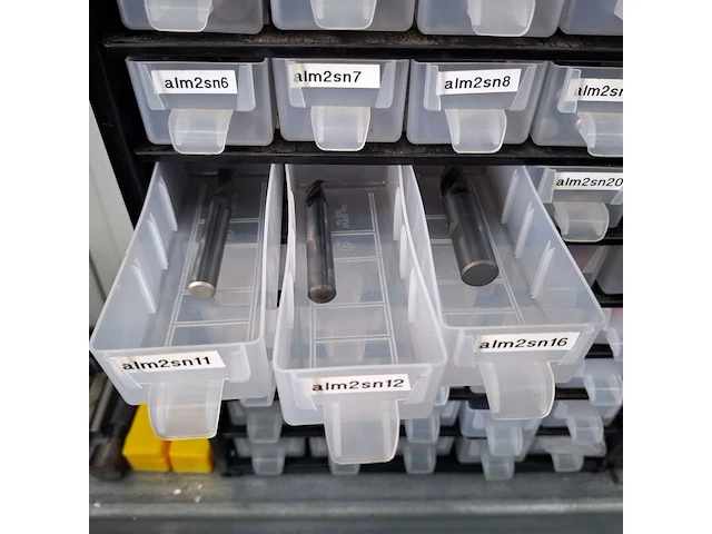 Assortiment boren en frezen - afbeelding 7 van  79