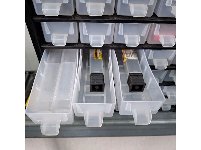 Assortiment boren en frezen - afbeelding 11 van  79