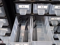 Assortiment boren en frezen - afbeelding 24 van  79