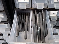 Assortiment boren en frezen - afbeelding 25 van  79